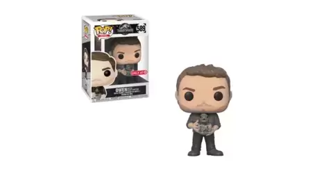 Funko pop jurassic world clearance owen with baby raptor