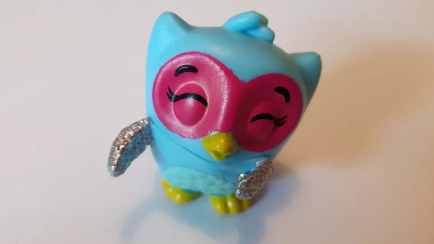 Hatchimals CollEGGtibles Saison 3 - Owling blue and magenta