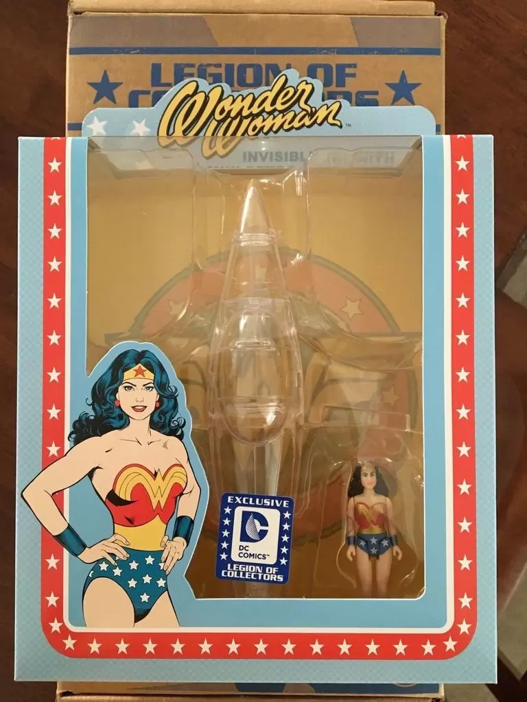 DC Comics - DC Comics - Wonder Woman with Invisible Jet