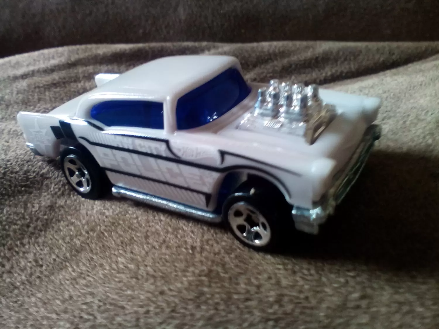Mainline Hot Wheels - \'57 Chevy police