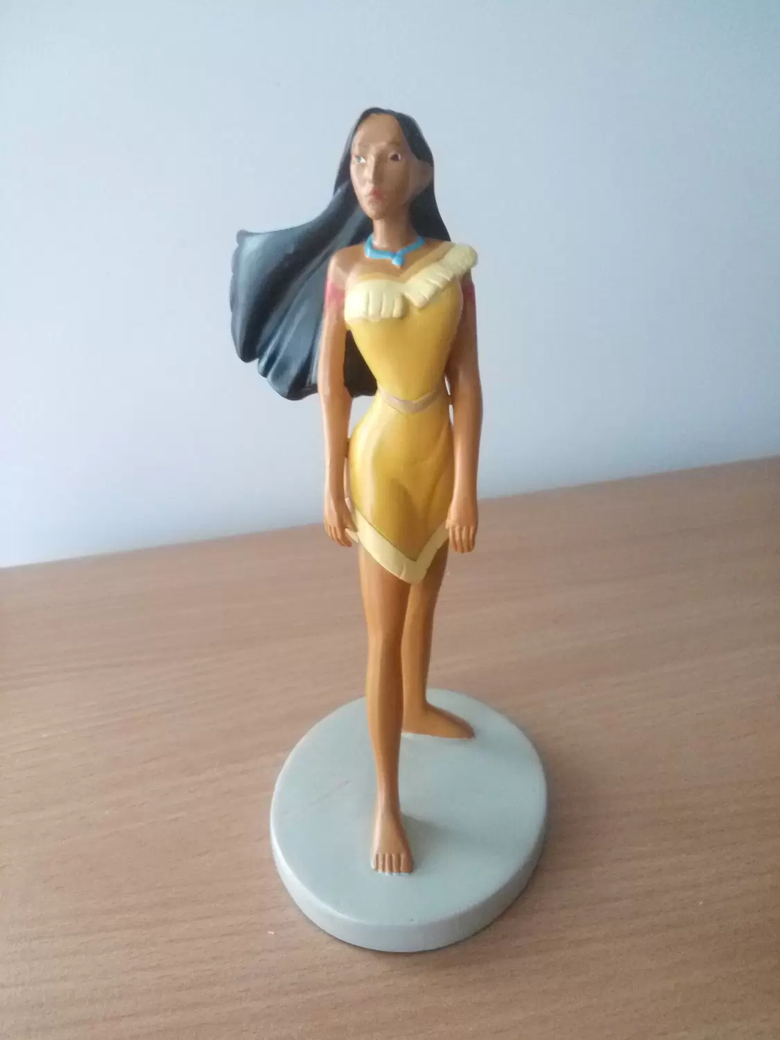 Figurine Disney ( Hachette ) - Pocahontas - Pocahontas