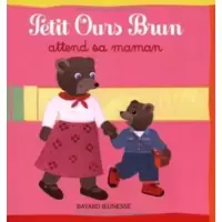 Petit ours brun attend sa maman