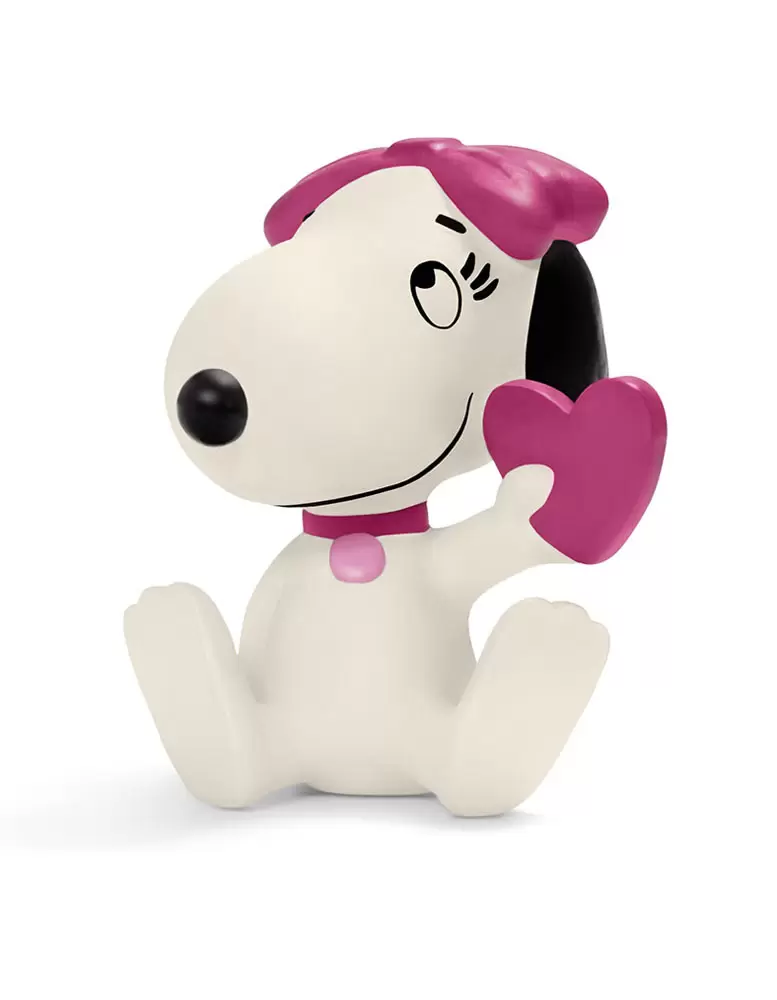 Peanuts - Belle holding an heart