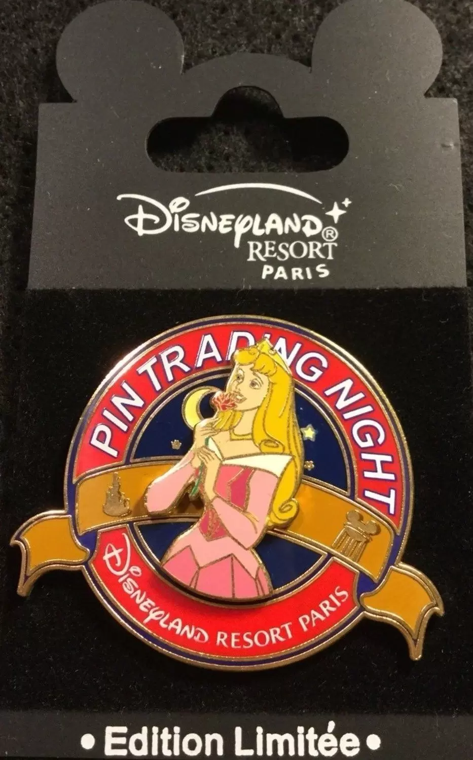Disney - Pin Trading Night - Aurore