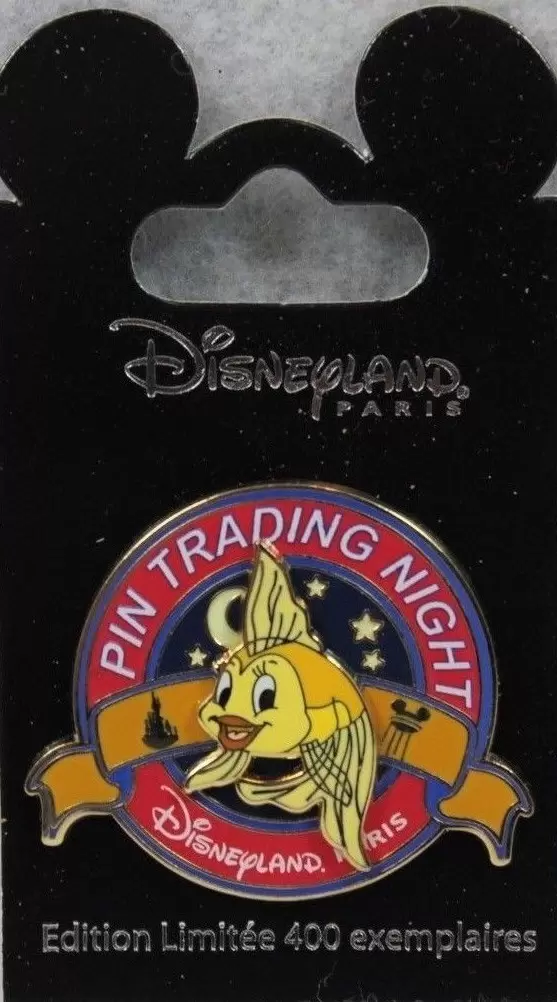 Disney - Pin Trading Night - Cléo