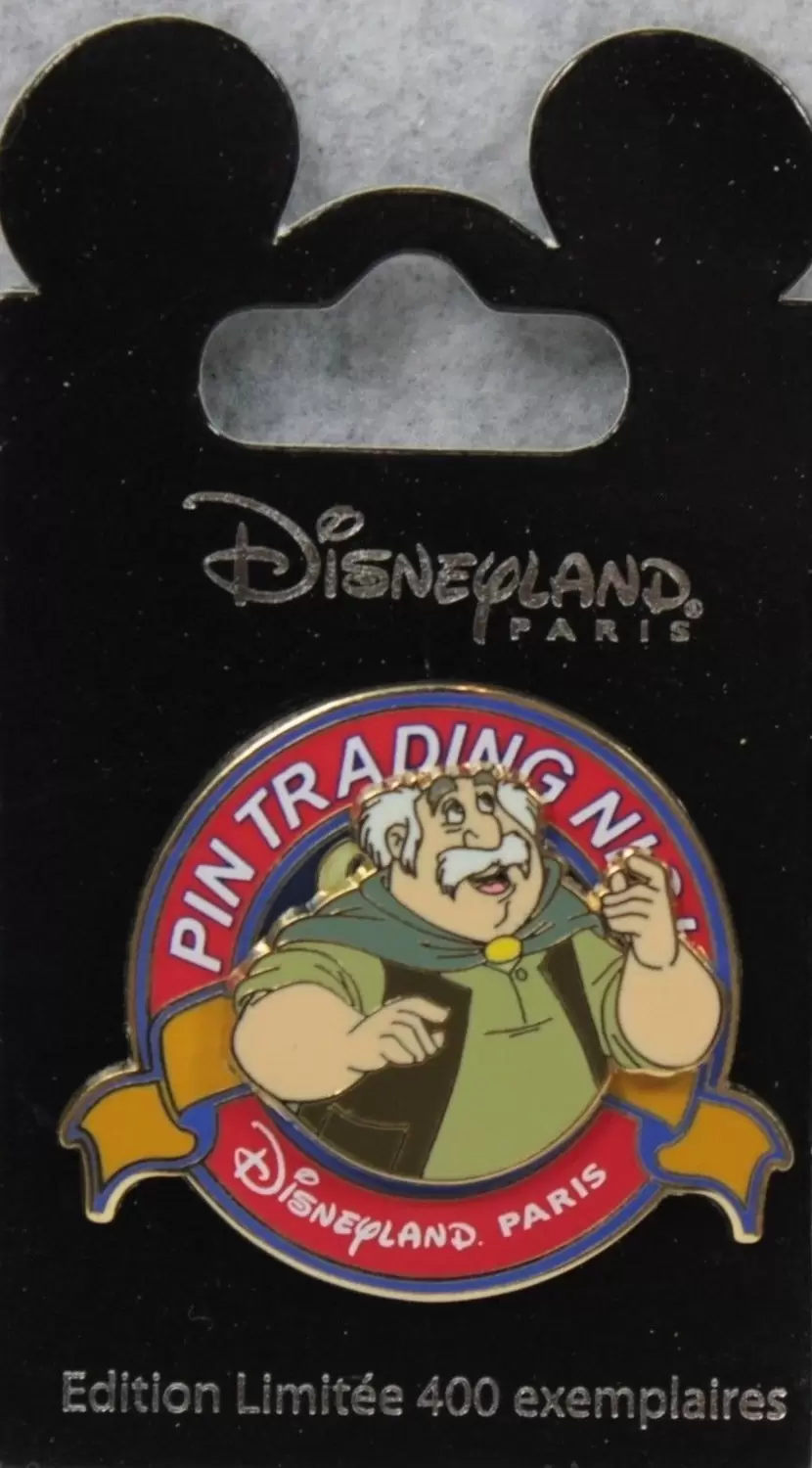 Disney - Pin Trading Night - Maurice