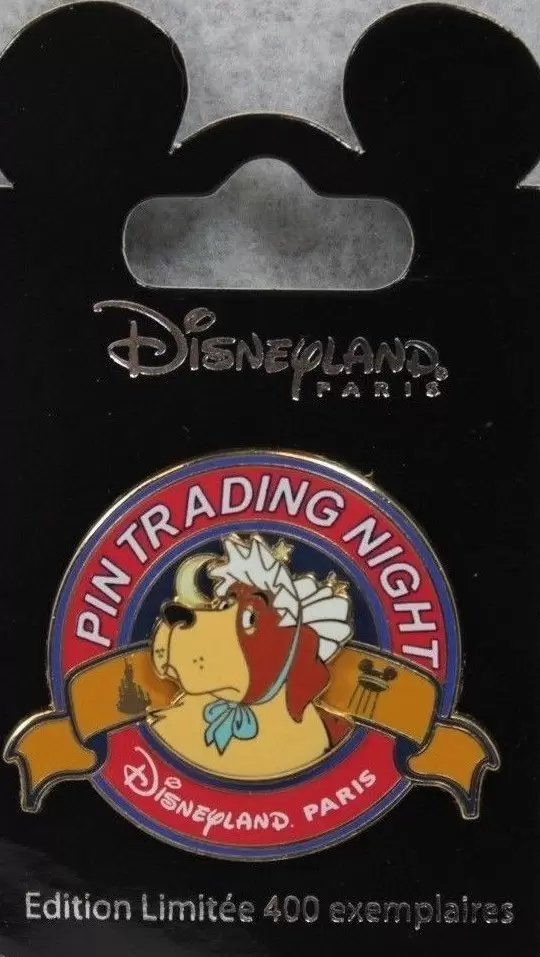 Disney - Pin Trading Night - Nana