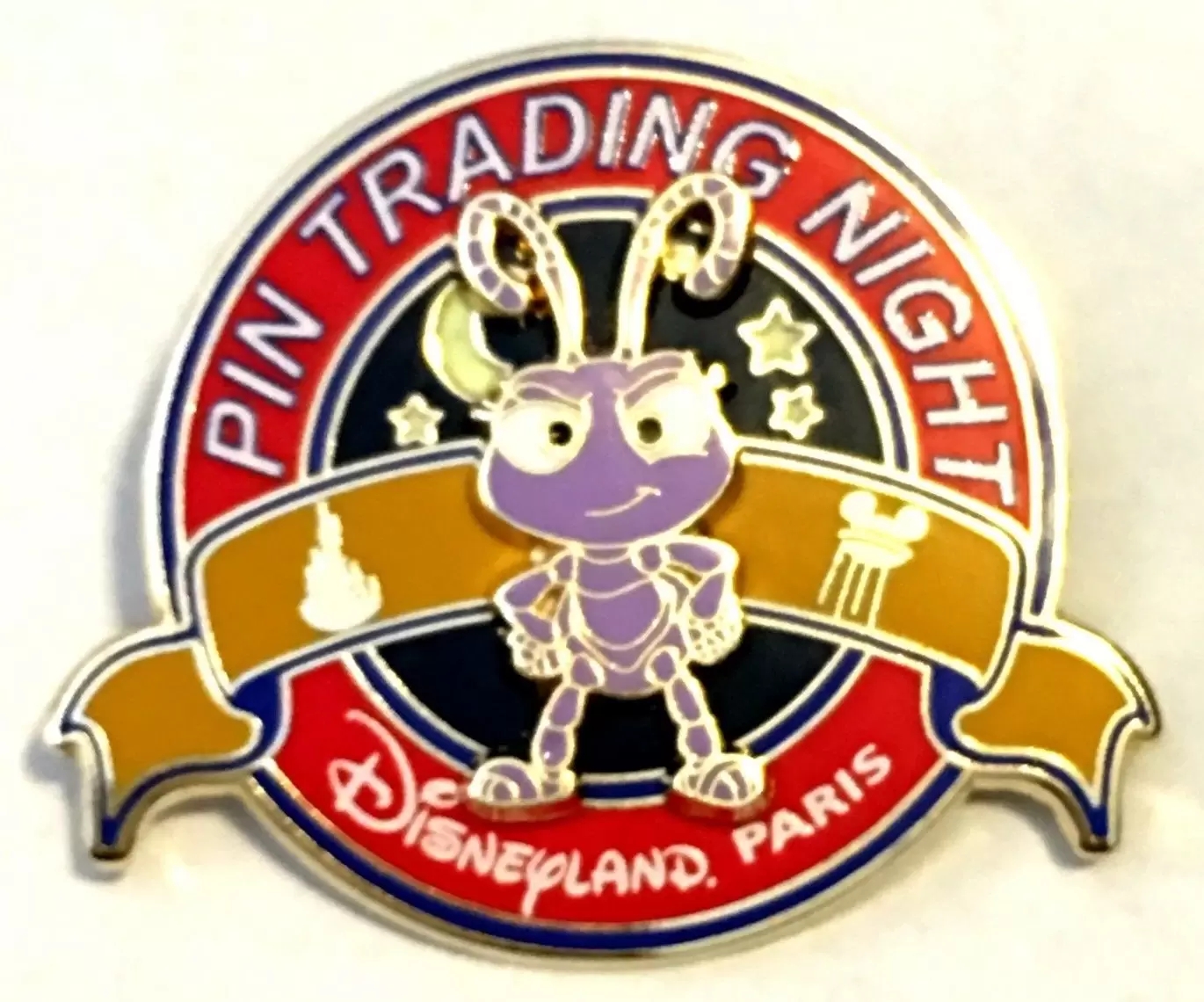 Disney - Pin Trading Night - Dot