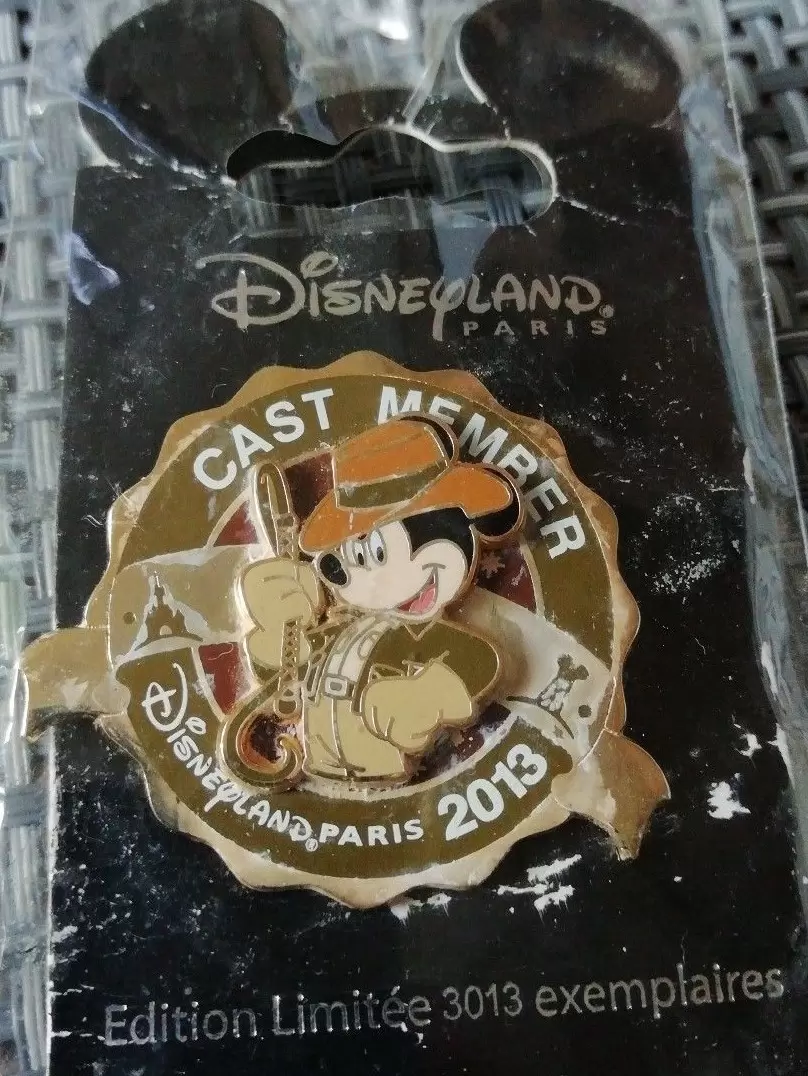 Disney - Pin Cast Member Exclusive - Mickey Aventure