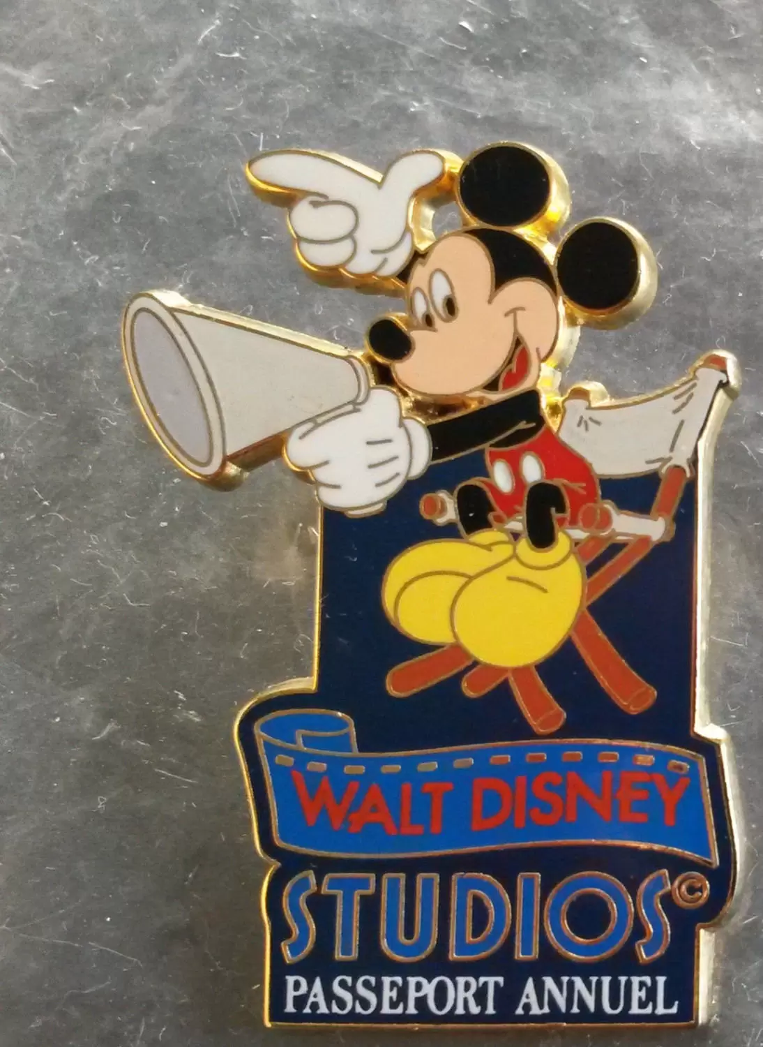 Pins Limited Edition - Mickey Director Passeport Annuel