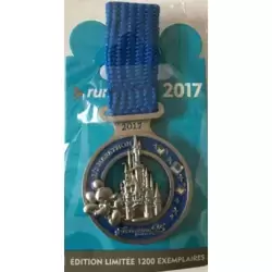 Run Disney 2017 Medal 1/2 Marathon