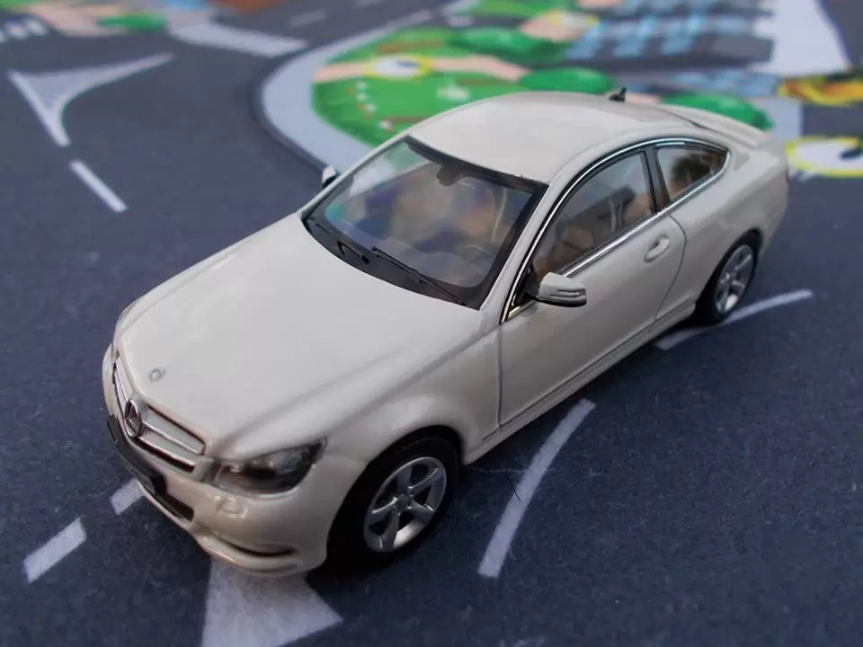 Norev Collection - Mercedes Benz classe C coupé