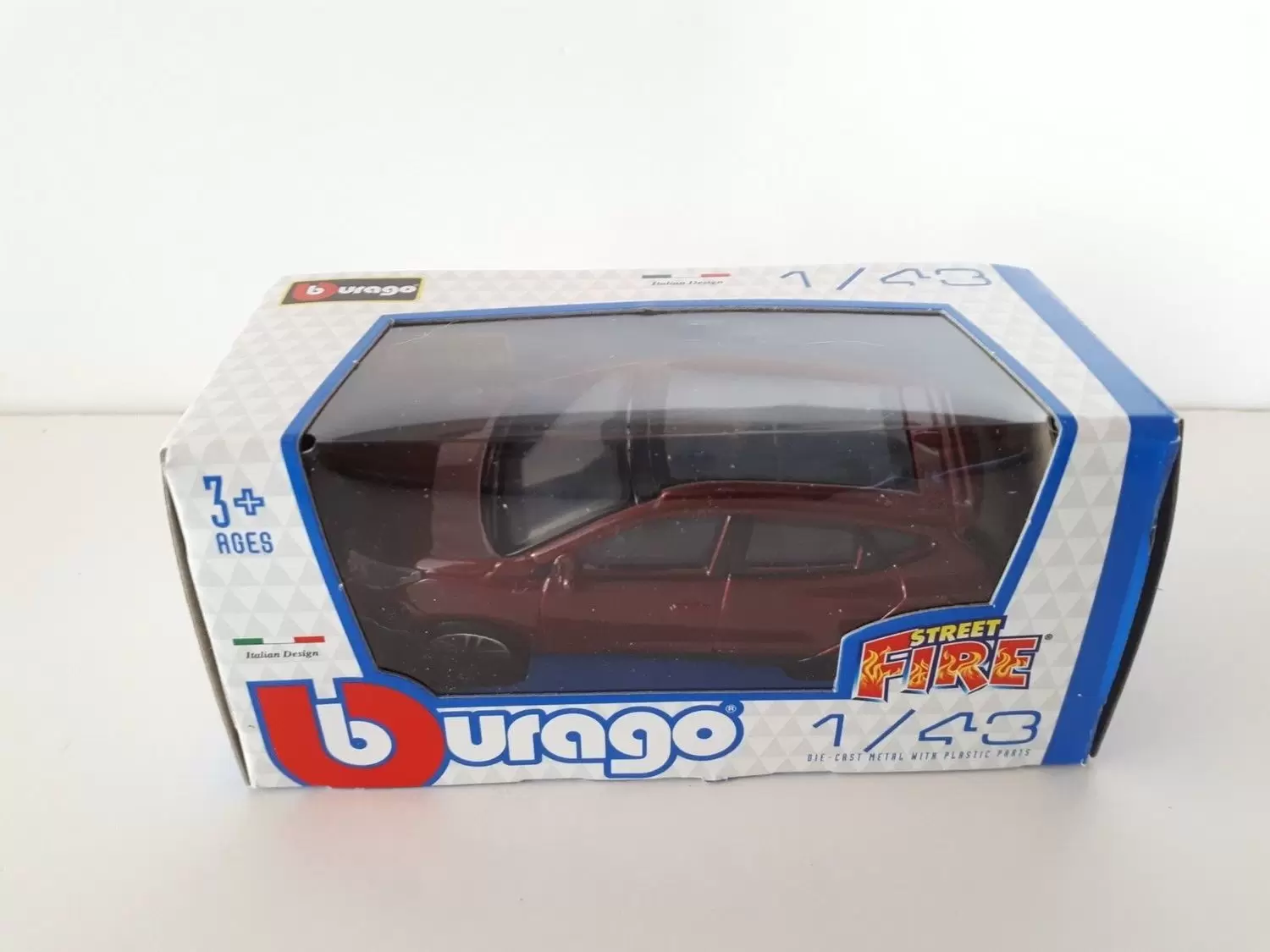 Bburago 1/43e - HYUNDAI Tucson (Bordeaux)