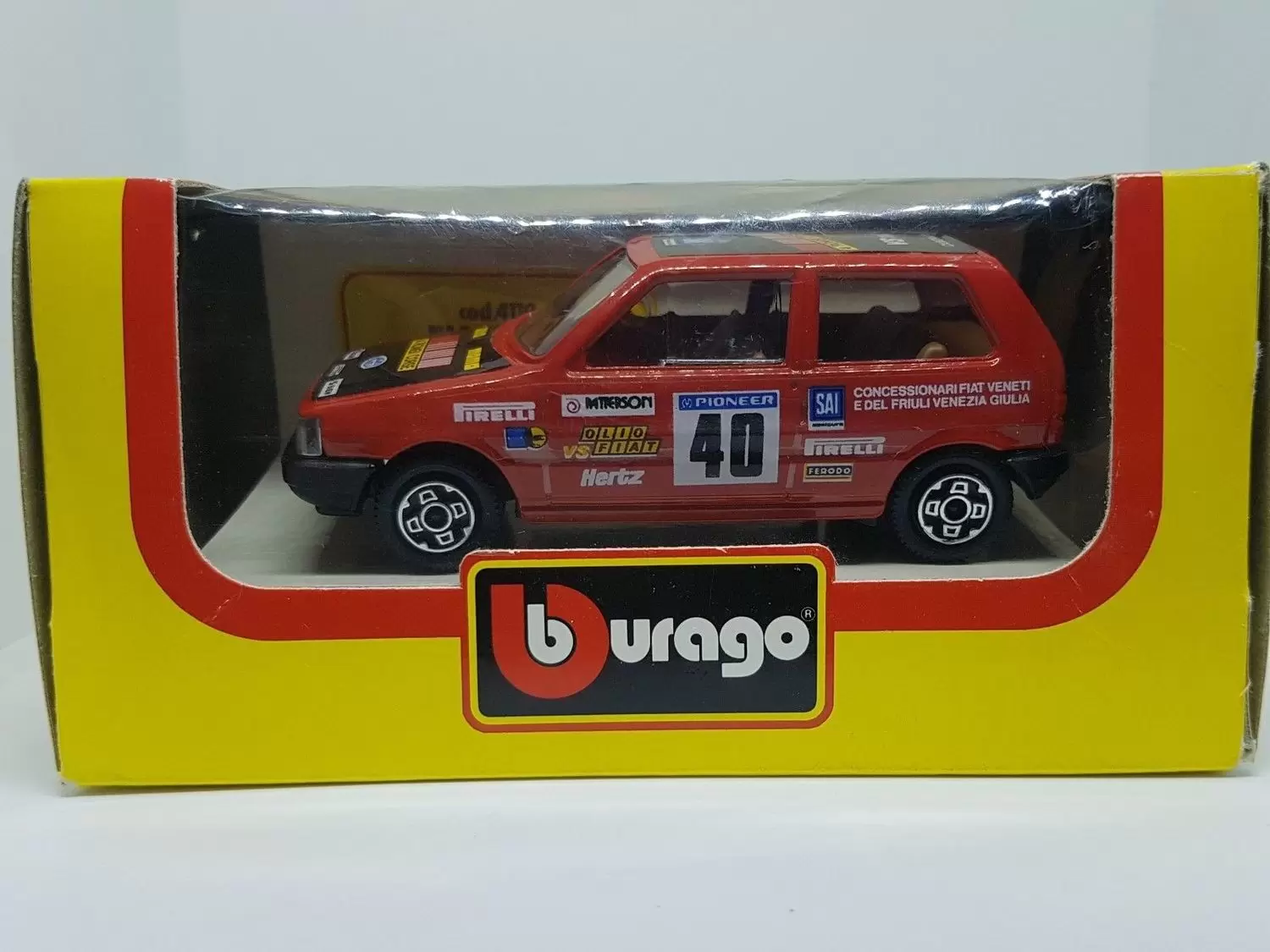 Bburago 1/43e - FIAT Uno #40 Rally (Rouge)