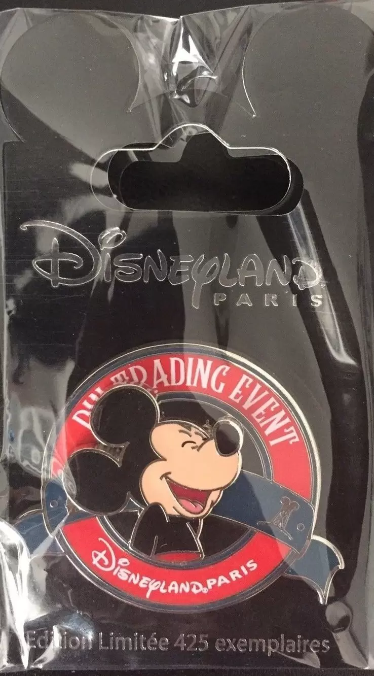Disney - Pin Trading Event - Mickey Laughing