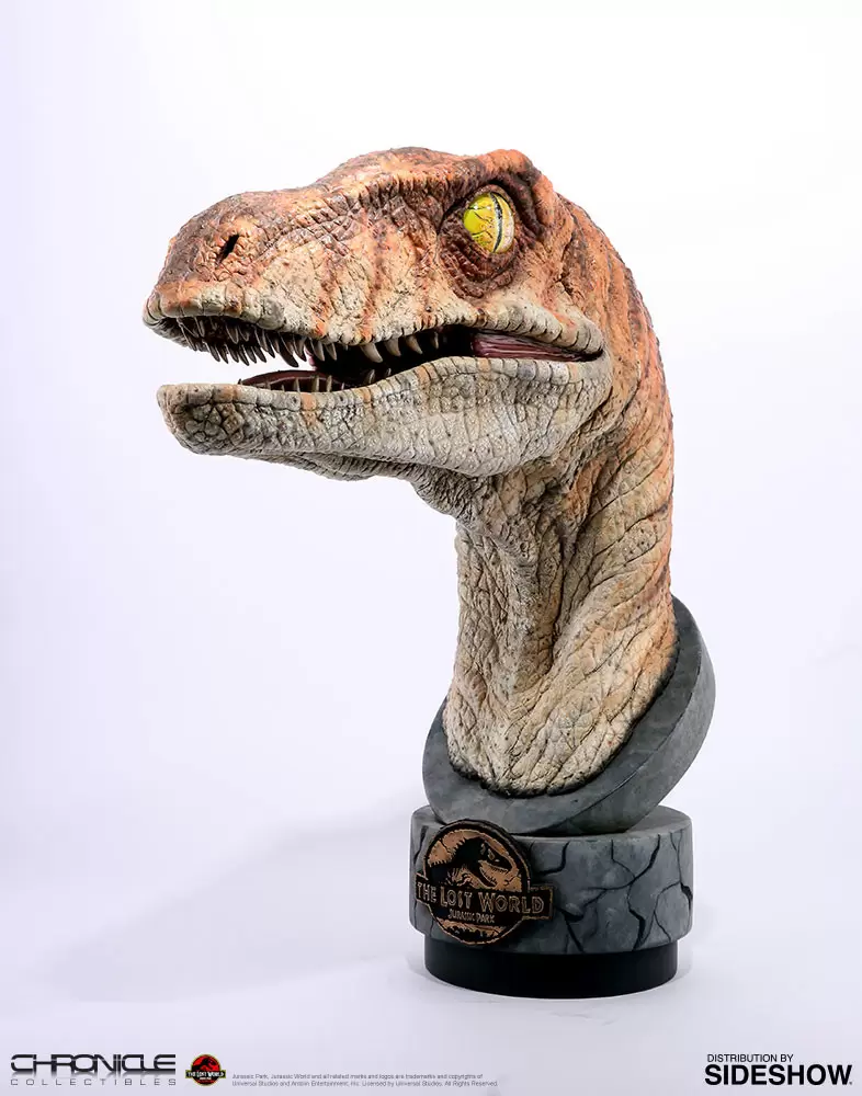 Chronicle Collectibles - Jurassic World - Male Raptor Bust