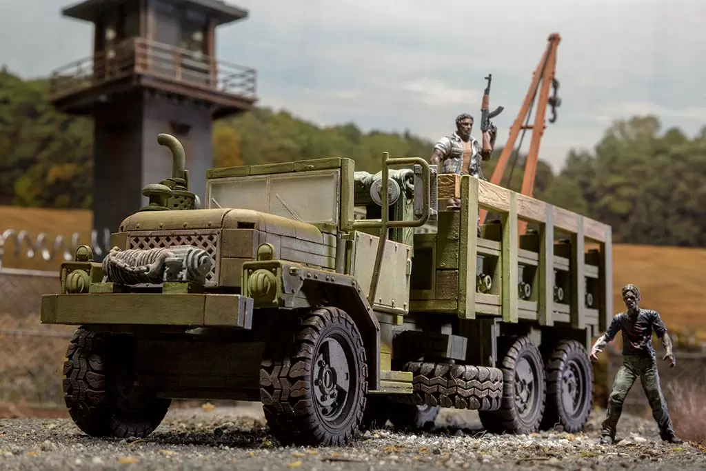 McFarlane - Walking Dead - Woodbury Assault Vehicle Construction Set