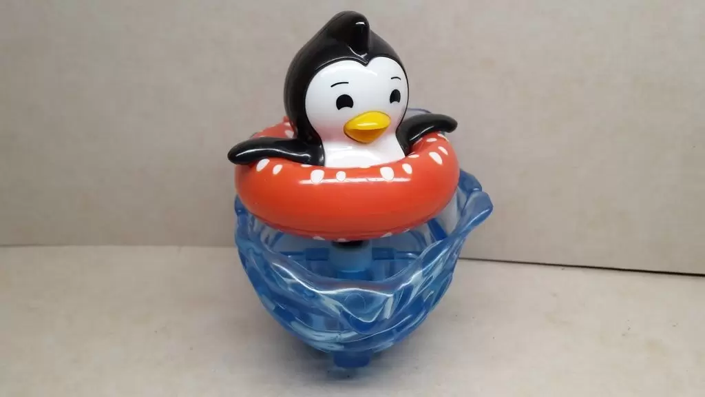 Maxi Kinder - Les pingouins cool - Pingouin avec Bouée de sauvetage