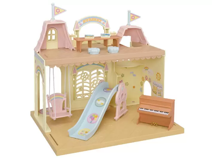 Calico Critters (USA, Canada) - Baby Castle Nursery