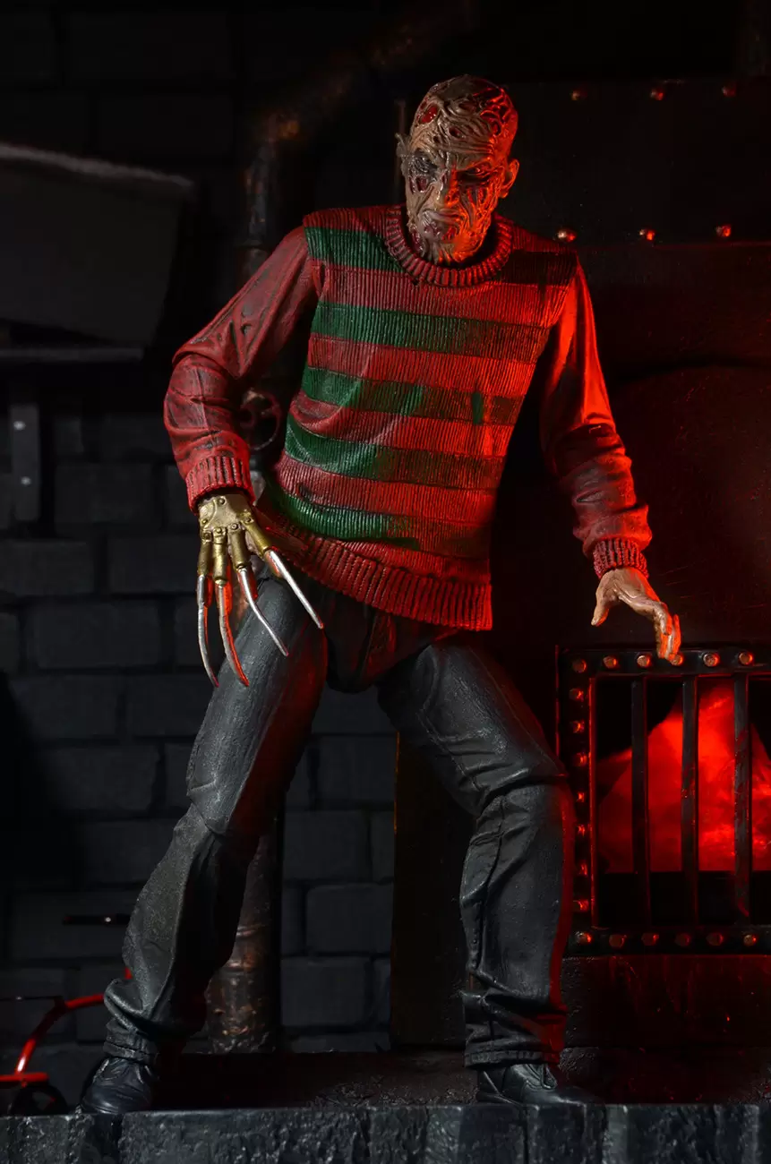 NECA - A Nightmare on Elm Street - Ultimate Freddy
