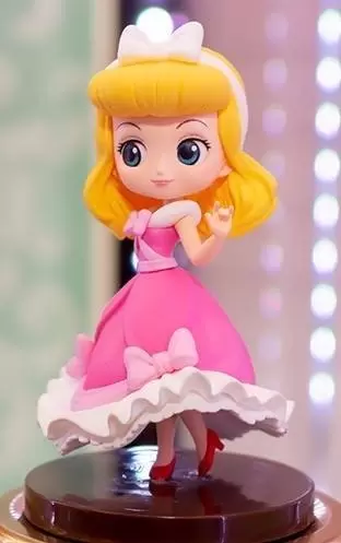 Q Posket Disney - Girls Festival Volume 09 -  Cinderella Small