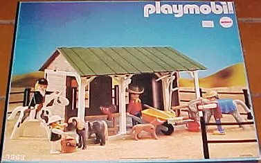 Playmobil Horse Riding - Farm Barn