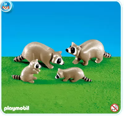 Plamobil Animal Sets - Raccoon family