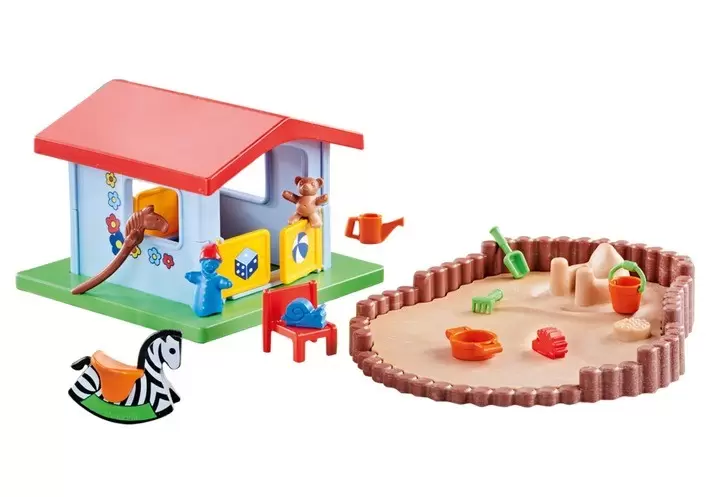 Playmobil in the City - Play House with Sand Pit