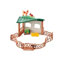 Petting Zoo Shelter with Fence
