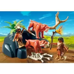 Saber-Toothed Cat with Cavemen
