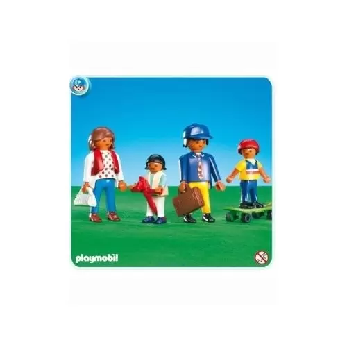 Mediterranean/Hispanic Family - Playmobil in the City 7981