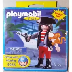 Shipwrecked Playmobil Pirates With Accessories 