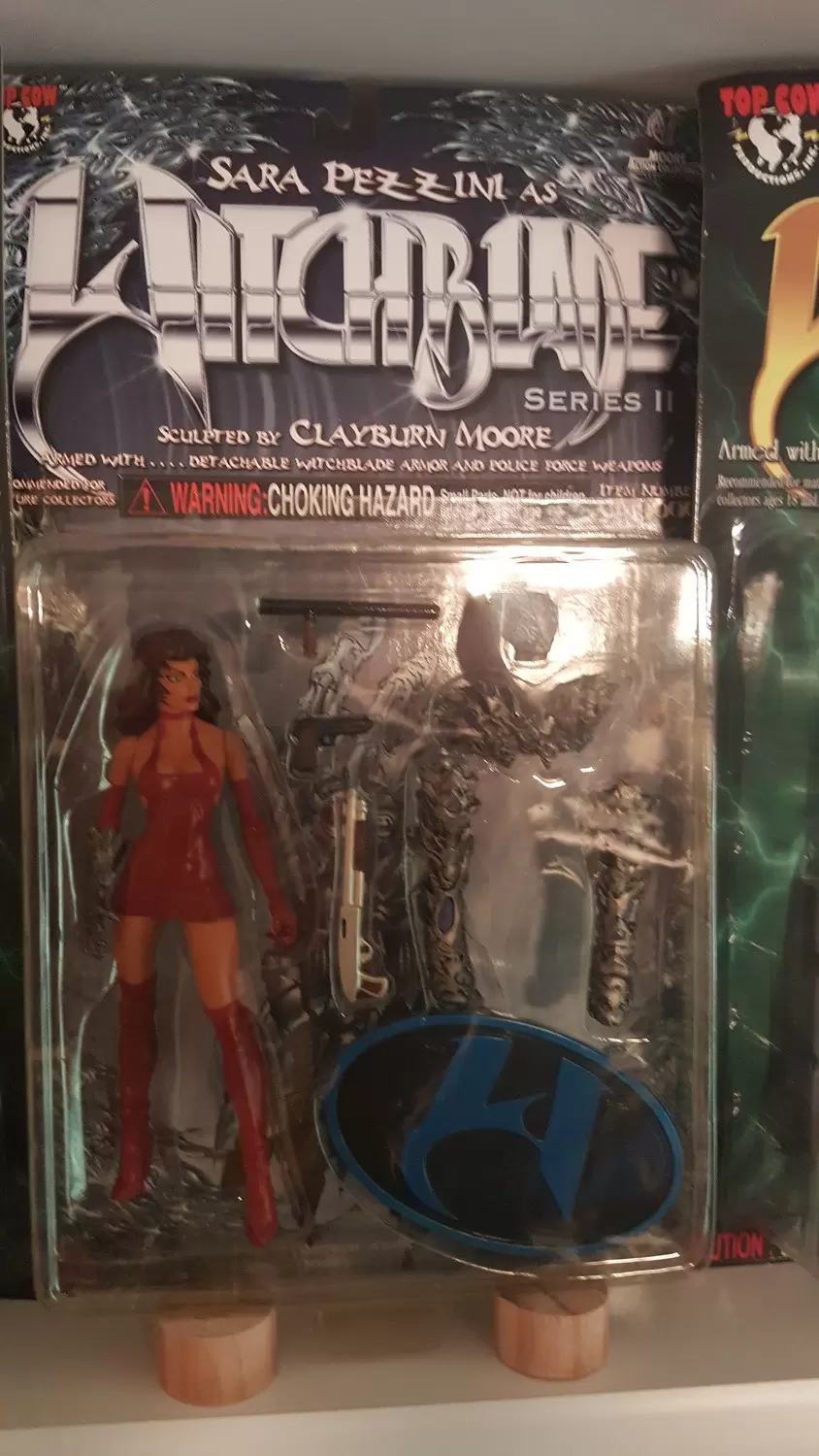 Moore Action Collectibles - Sarah Pezzini as Witchblade Series II Red Dress