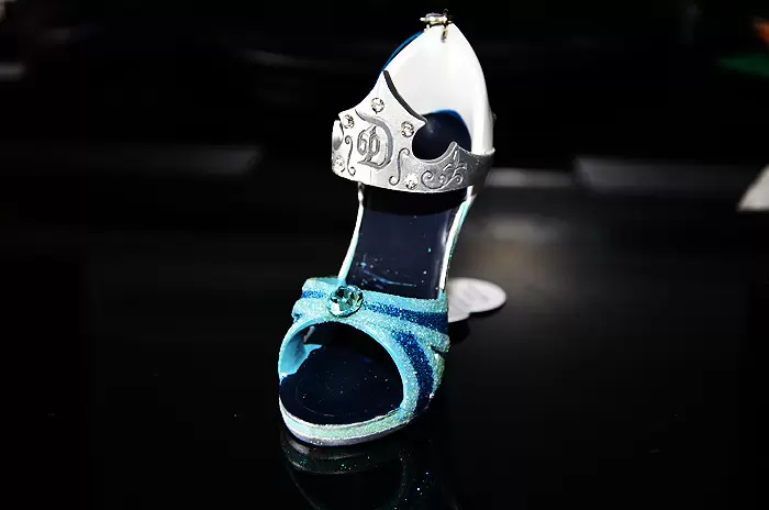Disney Park Shoe Ornaments - Aurora Blue (Disneyland Califirnia 60th Anniversary)