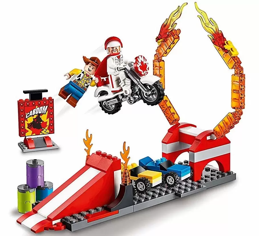 LEGO Juniors - Duke Caboom\'s Stunt Show