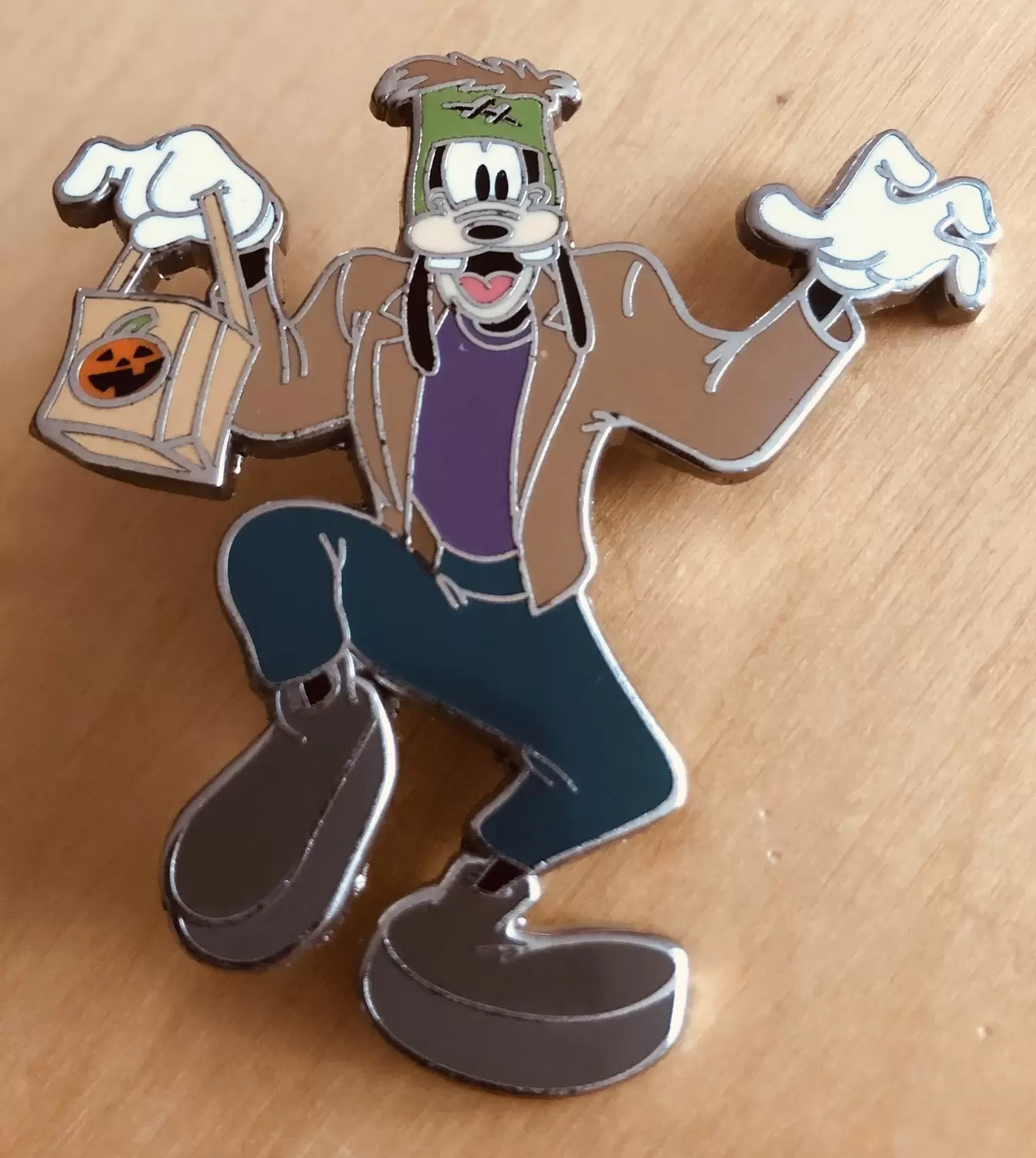 Disney - Pins Open Edition - Dingo Halloween