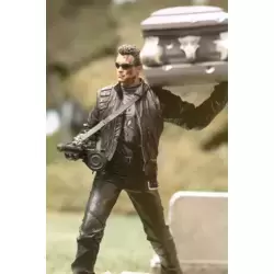T-850 Terminator with Coffin