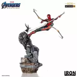 Avengers: Endgame - Iron Spider vs Outrider - BDS Art Scale 