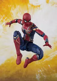 S.H. Figuarts Marvel - Iron Spider & Tamashii Stage Avengers