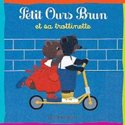 Petit Ours Brun - Petit Ours Brun et sa trotinette
