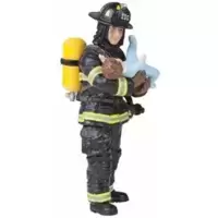 Pompier américain avec l'enfant