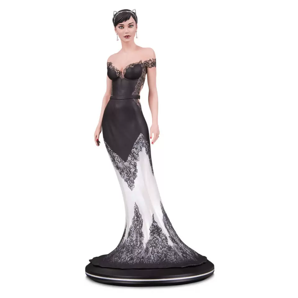 DC Cover Girls - DC Collectibles - Catwoman Wedding Dress by Joelle Jones - Cover Girls