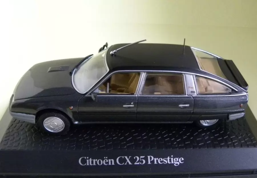 Voitures Chefs d\'État - Éditions Atlas - Citroën CX Prestige 25 Turbo 2 de J.Chirac 1995
