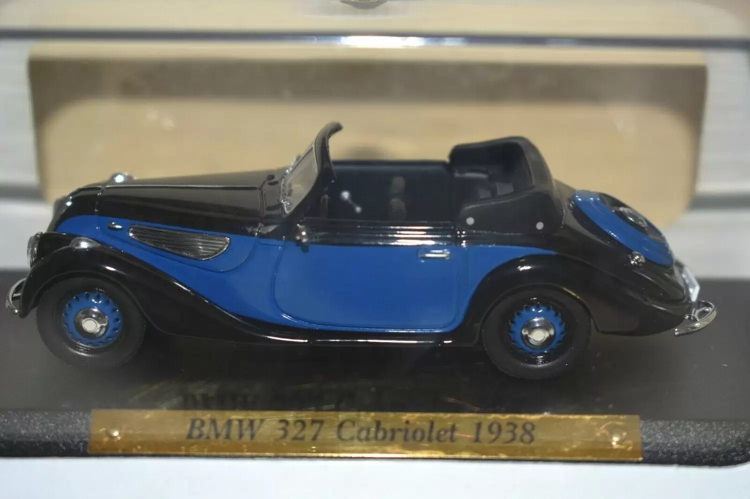 Voitures d\'Exception - Éditions Atlas - BMW 327 Coupé 1938