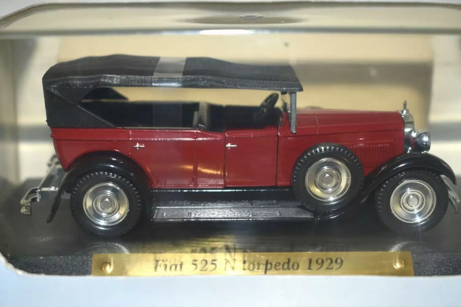 Voitures d\'Exception - Éditions Atlas - Fiat 525 N Torpedo 1929