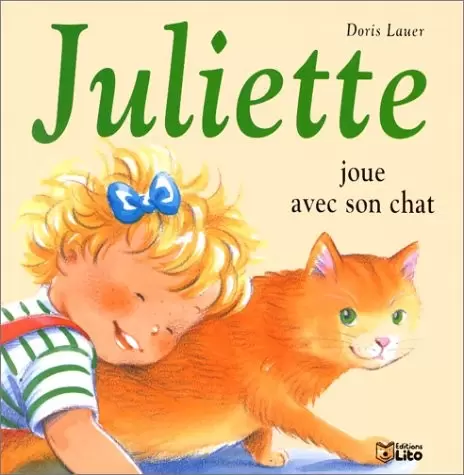 Juliette - Juliette joue avec son chat