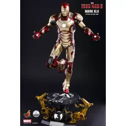 Iron Man 3 - Mark XLII (Deluxe Version)