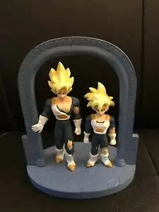 Capsule megahouse - Goku ssj2 et gohan ssj2