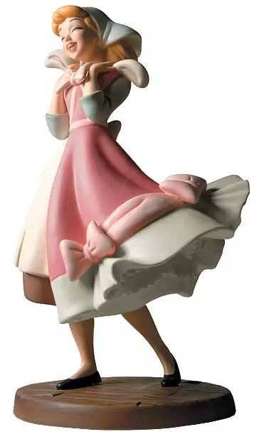 Walt Disney Classic Collection WDCC - Cinderella With Dress Oh ThankYou So Much