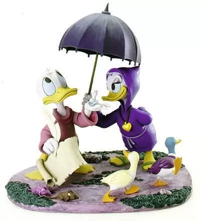 Walt Disney Classic Collection WDCC - Donald And Daisy Looks Like Rain